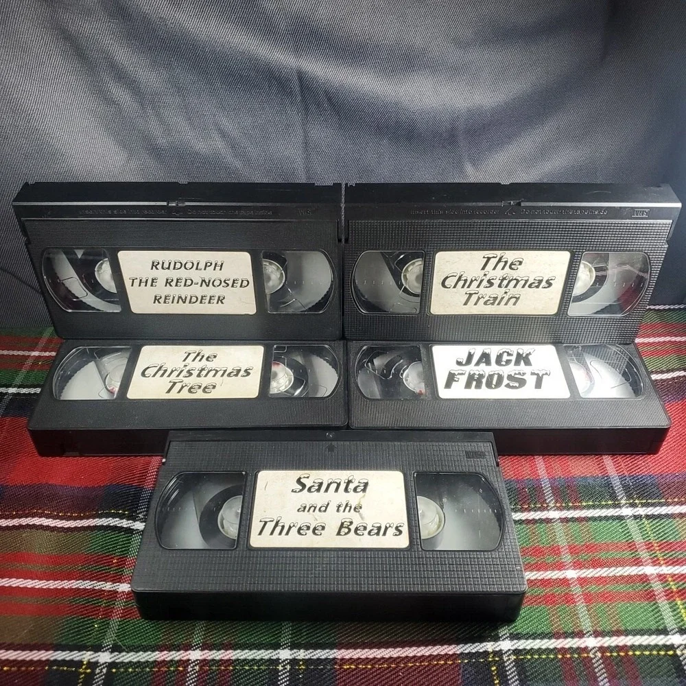 Vtg Lot of 5 Christmas VHS Tapes Kids Movies Rudolph Jack Frost Santa Holiday